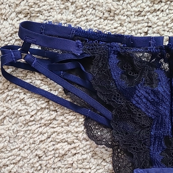 NWOT Victoria's Secret Blue Lace Strappy Very Sexy Cheekini - Picture 6 of 11